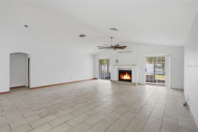 112 AUGUSTA CIRCLE, St Cloud, FL 34769