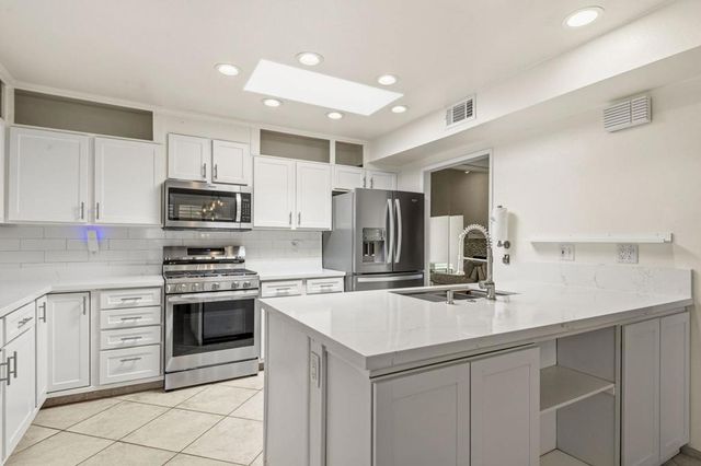 74171 Santa Rosa Circle, Palm Desert, CA 92260