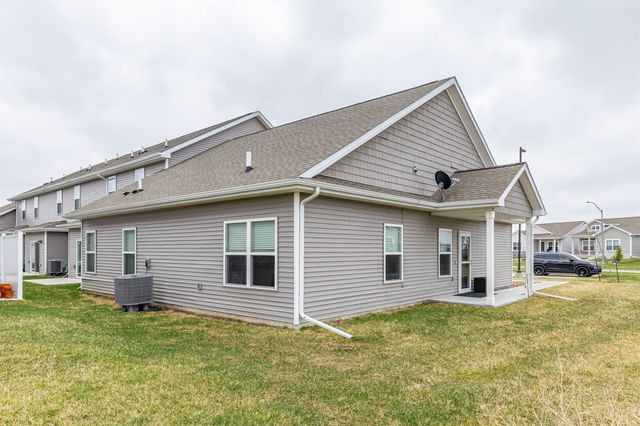 2820 NW 32nd Lane, Ankeny, IA 50023