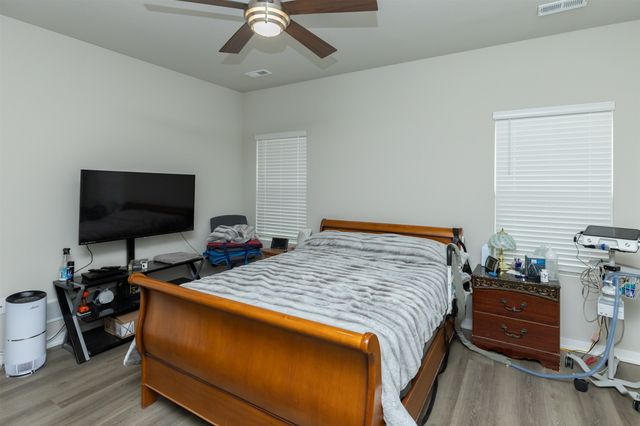 2820 NW 32nd Lane, Ankeny, IA 50023