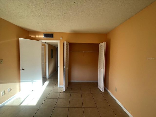 549 FAIRWAYS DRIVE A, Ocala, FL 34472