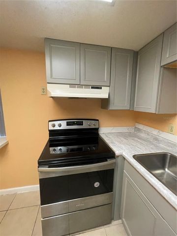 549 FAIRWAYS DRIVE A, Ocala, FL 34472