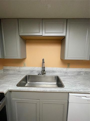 549 FAIRWAYS DRIVE A, Ocala, FL 34472