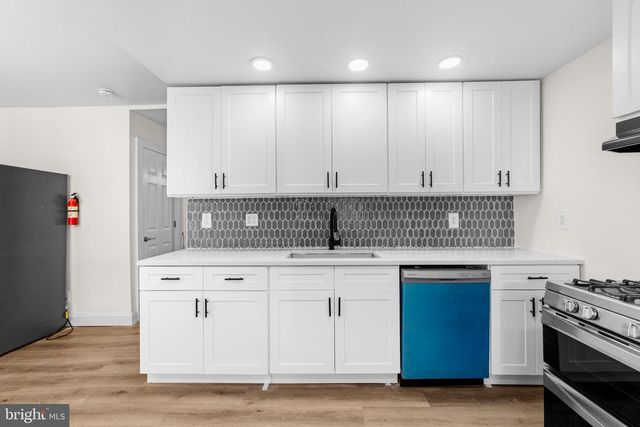 257 HOMECREST AVE, Ewing, NJ 08638