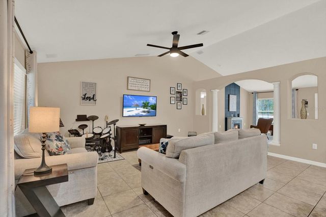 16374 MANTLE ROAD, Weeki Wachee, FL 34614