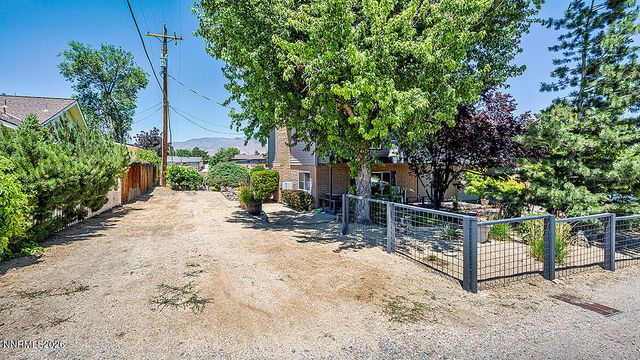 2681 Markridge Drive, Reno, NV 89509