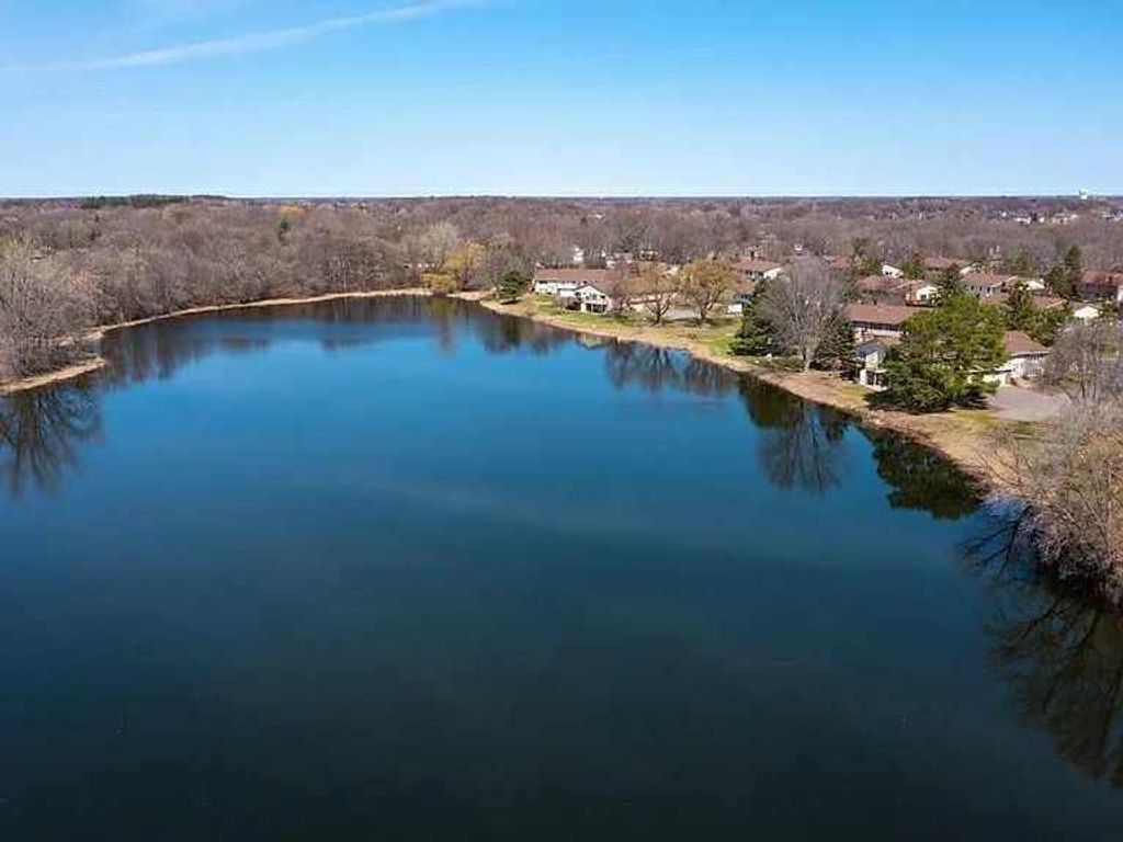 9995 106th Place N, Maple Grove, MN 55369