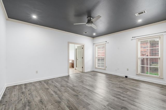 1250 Edge Valley, Conway, AR 72032