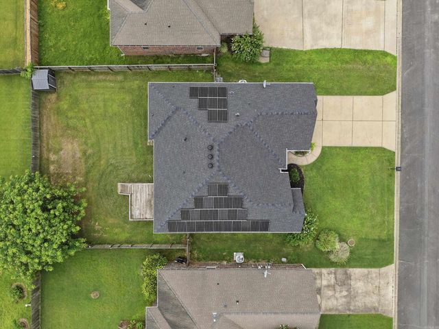 1250 Edge Valley, Conway, AR 72032