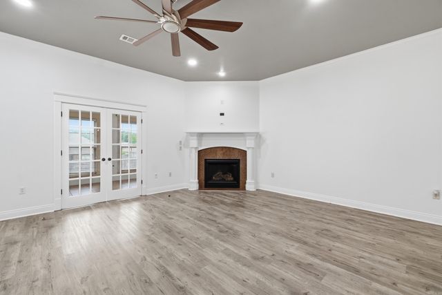 1250 Edge Valley, Conway, AR 72032