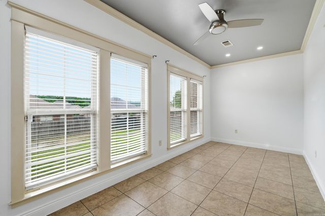 1250 Edge Valley, Conway, AR 72032
