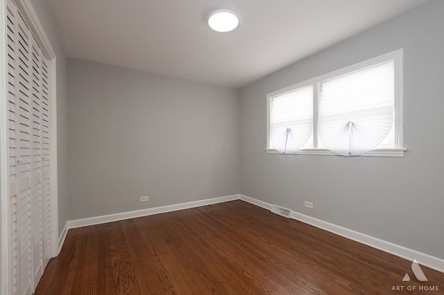 8810 S Euclid Avenue, Chicago, IL 60617