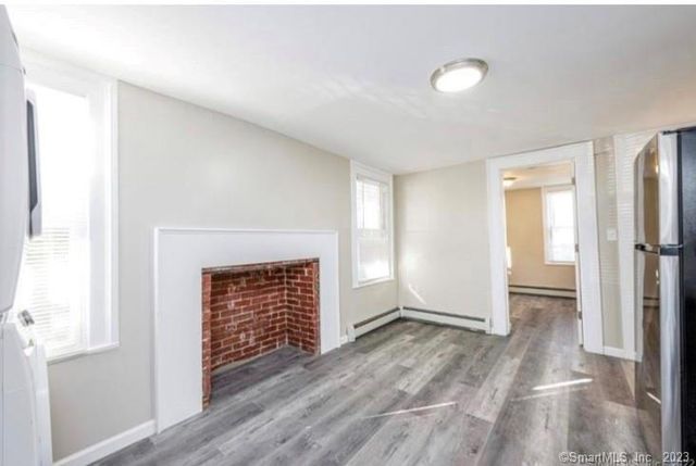 2818 Whitney Avenue, Hamden, CT 06518