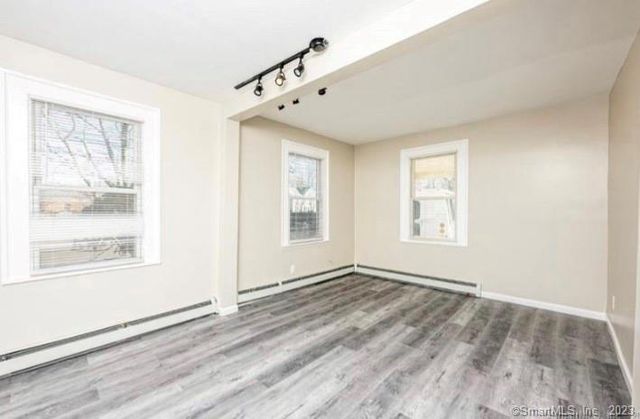 2818 Whitney Avenue, Hamden, CT 06518