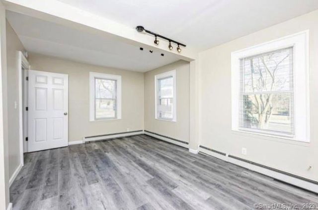 2818 Whitney Avenue, Hamden, CT 06518