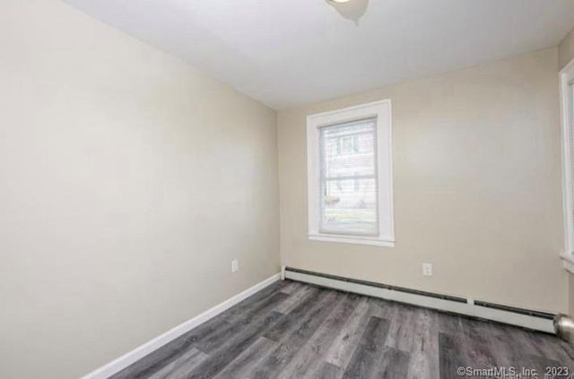 2818 Whitney Avenue, Hamden, CT 06518