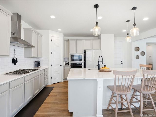 24601 E 37th Avenue, Aurora, CO 80019