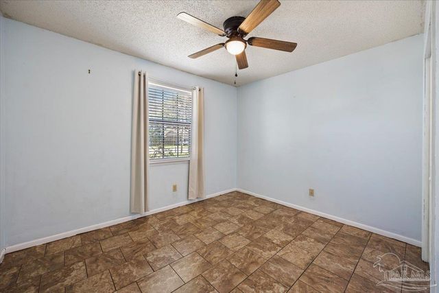 5135 Nekole Dr, Milton, FL 32570