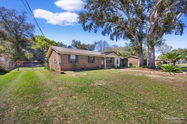 5135 Nekole Dr, Milton, FL 32570