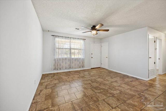 5135 Nekole Dr, Milton, FL 32570