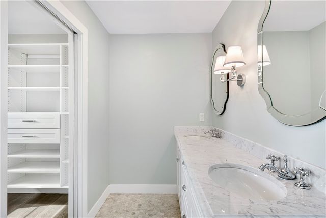 32 Arrowhead Drive, Tiverton, RI 02878