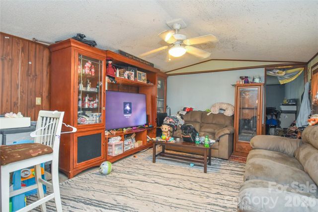 5595 American Way, Denver, NC 28037