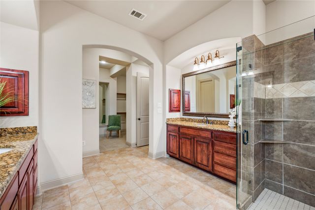 1010 Lost Valley Drive, Euless, TX 76039