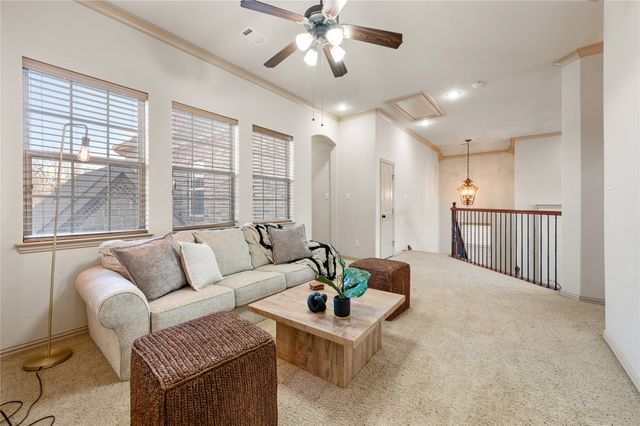 1010 Lost Valley Drive, Euless, TX 76039