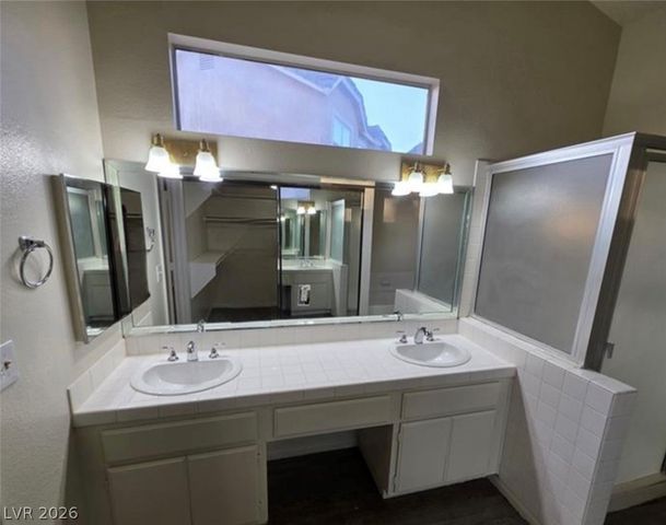 6561 Avon Court, Las Vegas, NV 89108