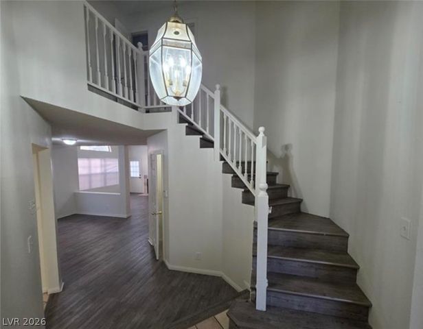6561 Avon Court, Las Vegas, NV 89108