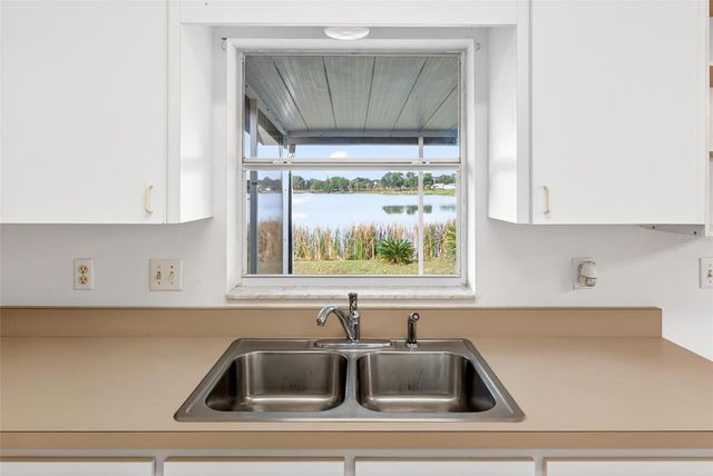 51 CAYMAN CIRCLE, Umatilla, FL 32784