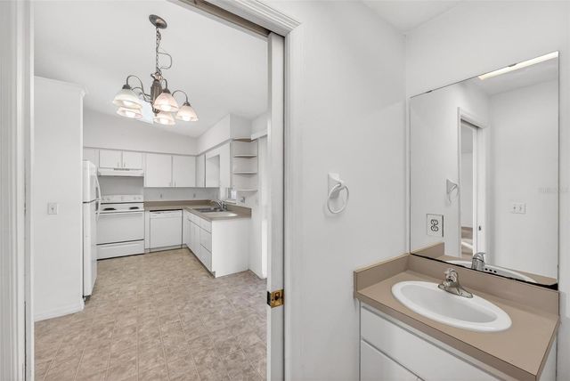 51 CAYMAN CIRCLE, Umatilla, FL 32784