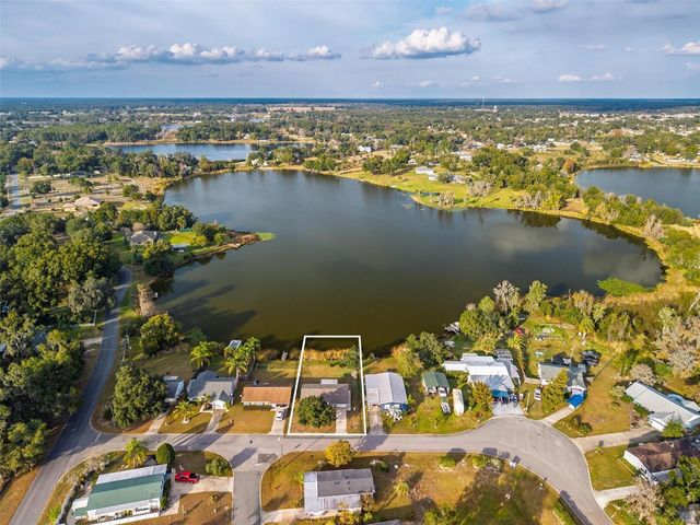 51 CAYMAN CIRCLE, Umatilla, FL 32784