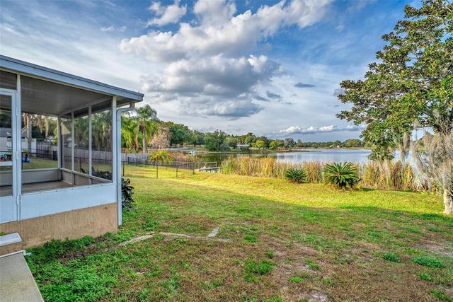 51 CAYMAN CIRCLE, Umatilla, FL 32784