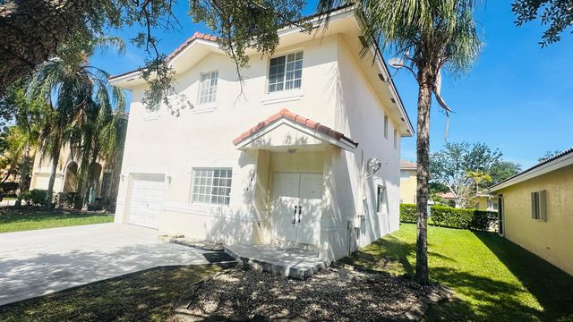 7634 NW 99th Way NW, Tamarac, FL 33321