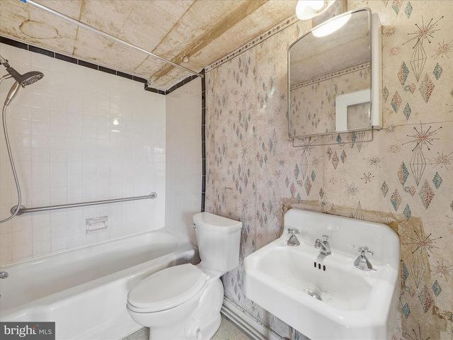 1376 NOLTS ROAD, Chambersburg, PA 17202