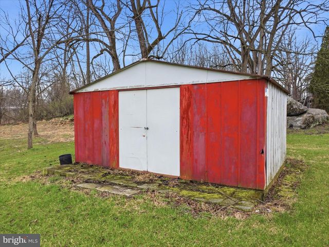 1376 NOLTS ROAD, Chambersburg, PA 17202