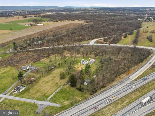 1376 NOLTS ROAD, Chambersburg, PA 17202