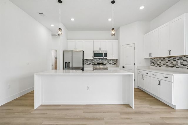 6207 SW 128TH STREET ROAD, Ocala, FL 34473