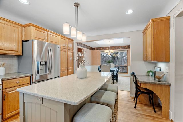 10035 Mound Spring Terrace, Bloomington, MN 55420