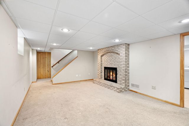 10035 Mound Spring Terrace, Bloomington, MN 55420