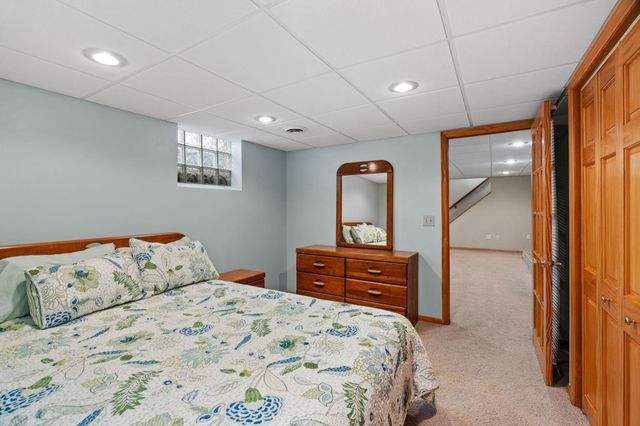 10035 Mound Spring Terrace, Bloomington, MN 55420