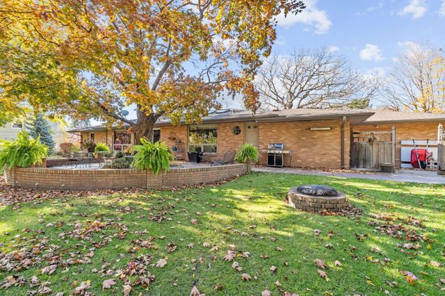 10035 Mound Spring Terrace, Bloomington, MN 55420