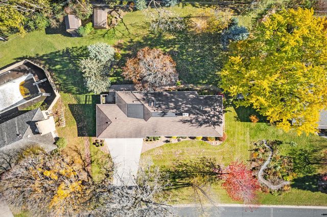 10035 Mound Spring Terrace, Bloomington, MN 55420