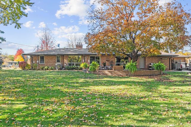 10035 Mound Spring Terrace, Bloomington, MN 55420