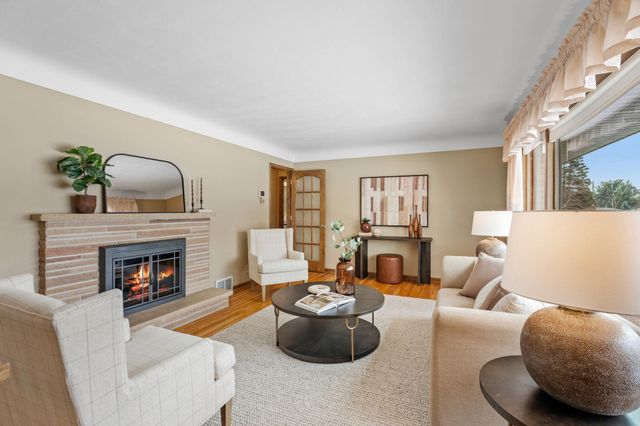 10035 Mound Spring Terrace, Bloomington, MN 55420