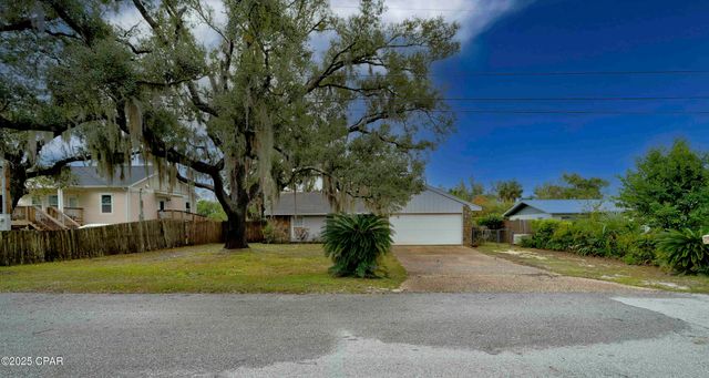 3708 Shoreline Circle, Panama City, FL 32405