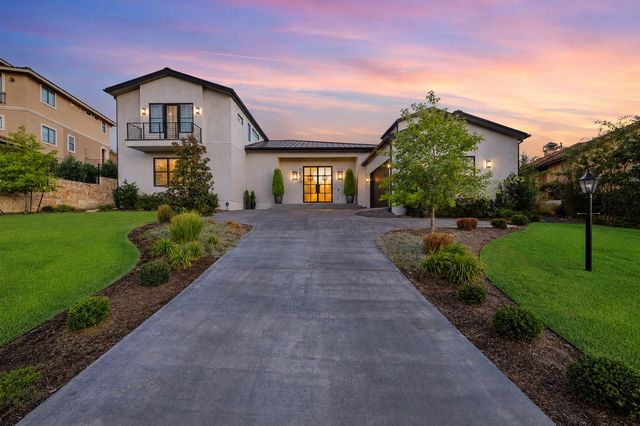 215 Golden Bear DR, Austin, TX 78738