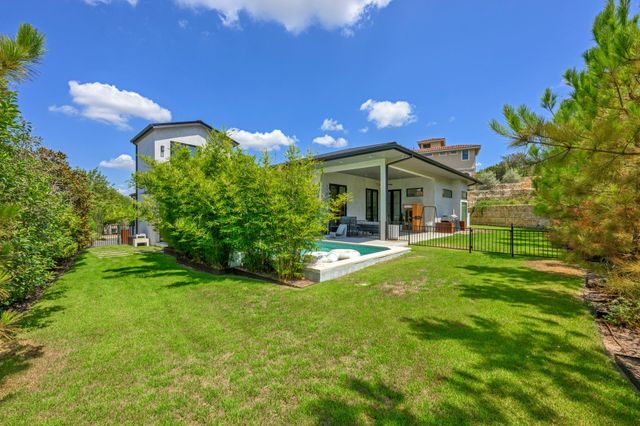 215 Golden Bear DR, Austin, TX 78738