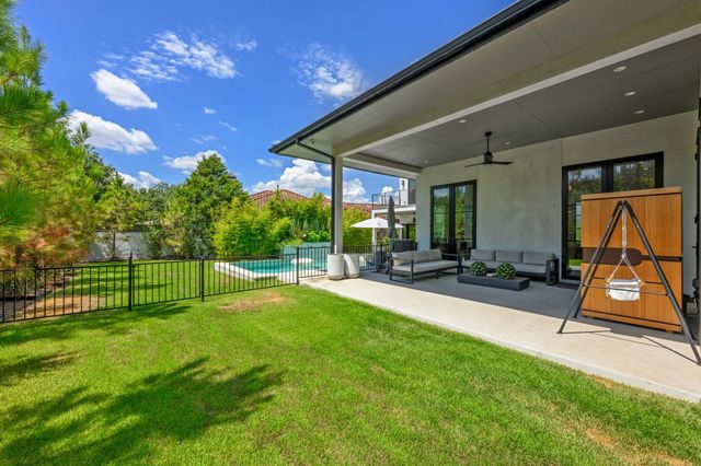 215 Golden Bear DR, Austin, TX 78738